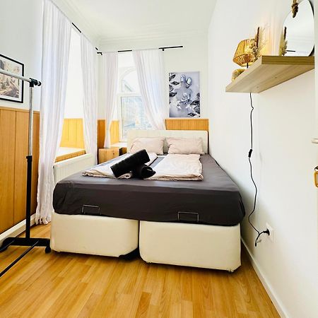 Comfy Rooms In A Shared Apt, 8Min To Rathausplatz فيينا المظهر الخارجي الصورة