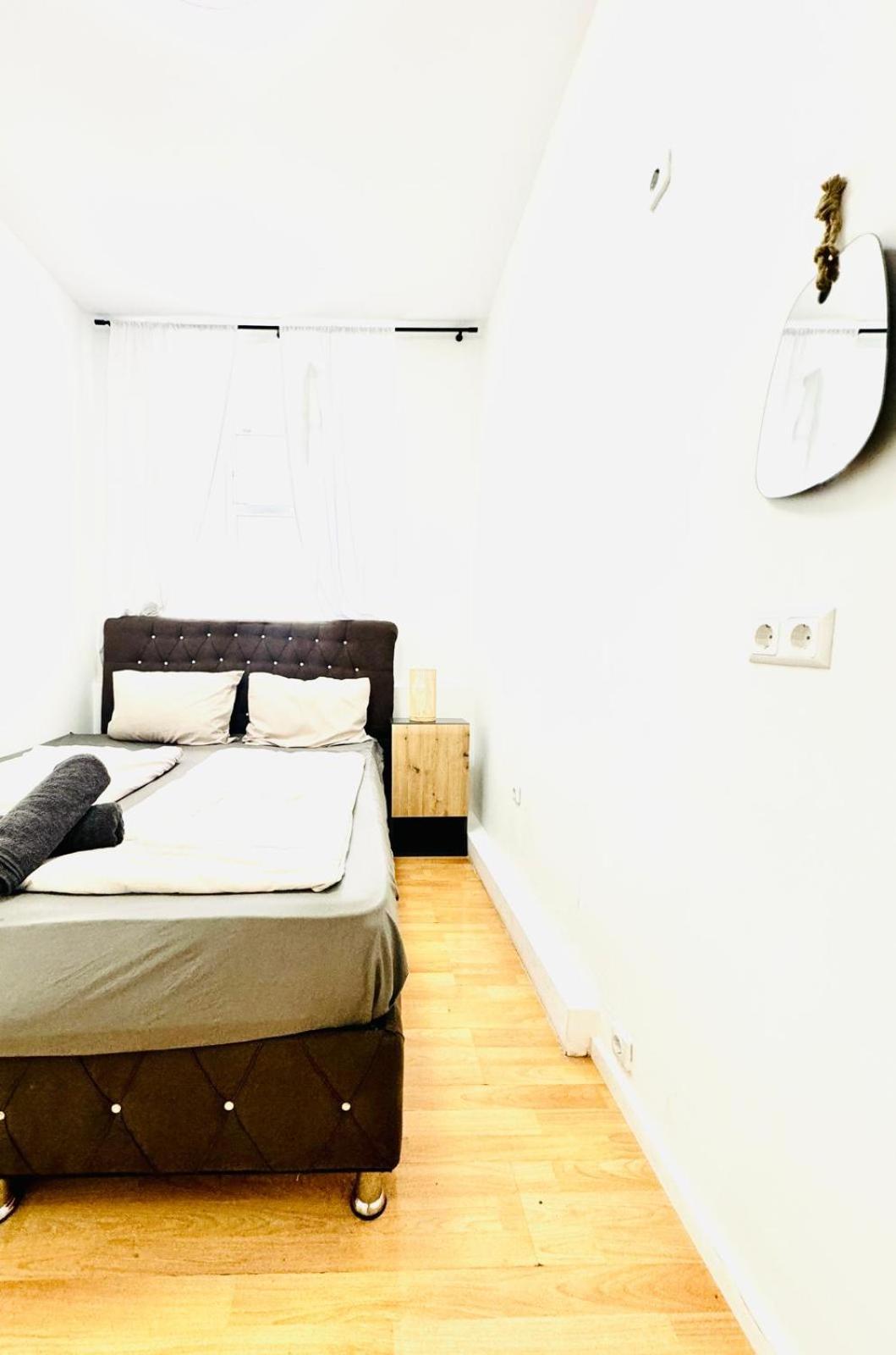 Comfy Rooms In A Shared Apt, 8Min To Rathausplatz فيينا المظهر الخارجي الصورة