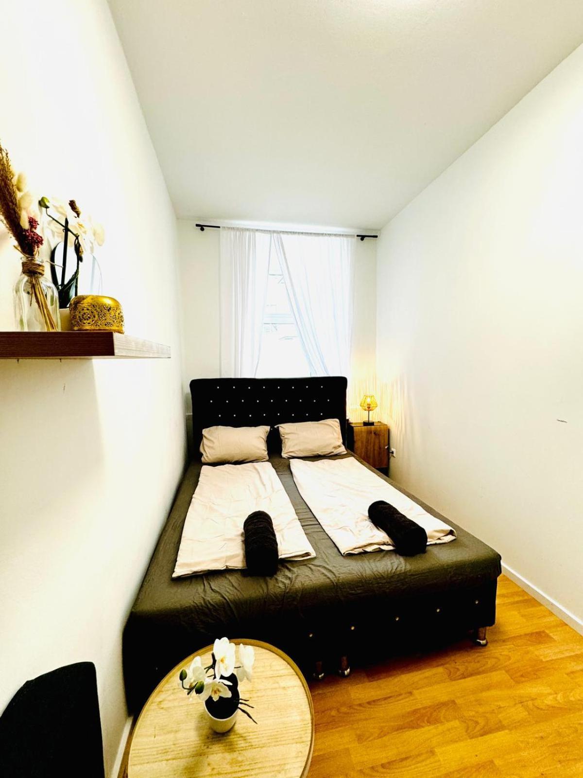 Comfy Rooms In A Shared Apt, 8Min To Rathausplatz فيينا المظهر الخارجي الصورة