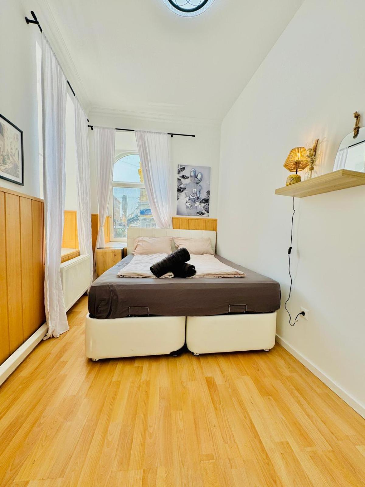 Comfy Rooms In A Shared Apt, 8Min To Rathausplatz فيينا المظهر الخارجي الصورة