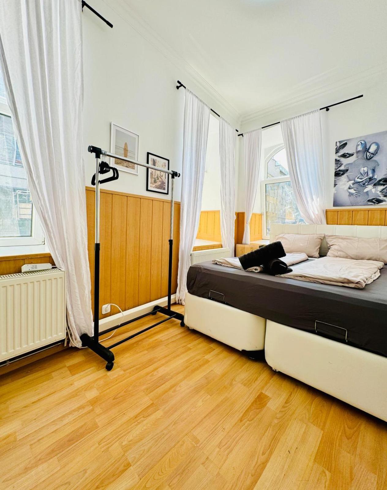 Comfy Rooms In A Shared Apt, 8Min To Rathausplatz فيينا المظهر الخارجي الصورة